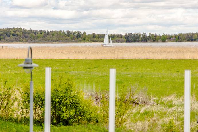 2 rum fritidshus på Almö-Lindö 22 Almö-Lindö, Västerås kommun - bild 5