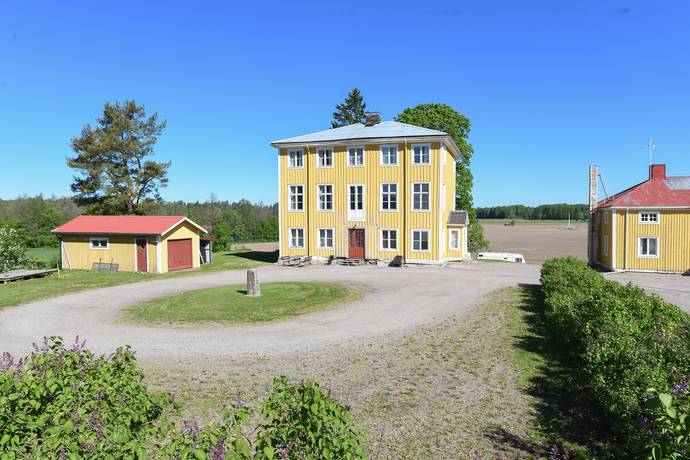 405 m² Villa på Persbacka allé 6, 8 och 10 Hille Gävle kommun - bild 10