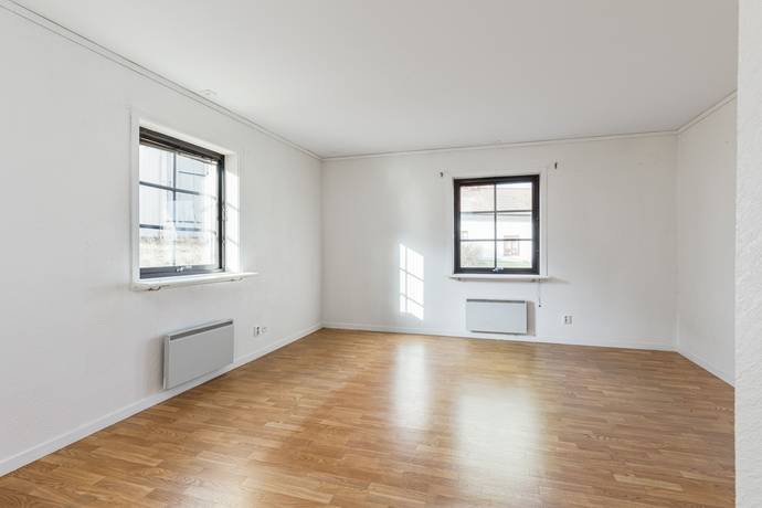 184 m² Villa på Flarkavägen 24 Horn Kinda kommun - bild 9