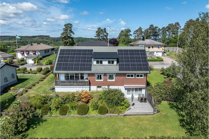 6 rum villa på Smedjebacken 21 Älvängen, Ale kommun - bild 1