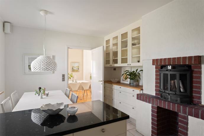 8 rum villa på Riddarvägen 5A Hersby, Lidingö kommun - bild 5