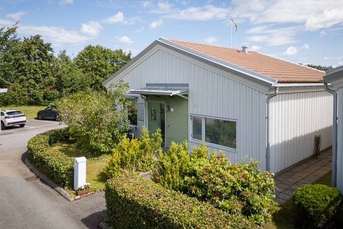 4 rum lägenhet på Lilla Brunnehagsvägen 5 Tuve, Göteborgs kommun - bild 1