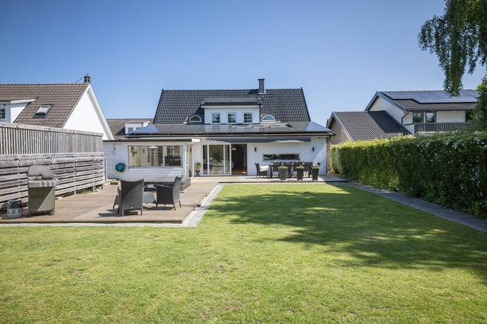 8 rum villa på Syllvägen 3 Kyrkoköpinge, Trelleborgs kommun - bild 3