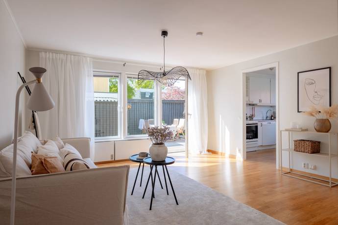 2 rum parhus på Malungsvägen 18B Viby, Sollentuna kommun - bild 2