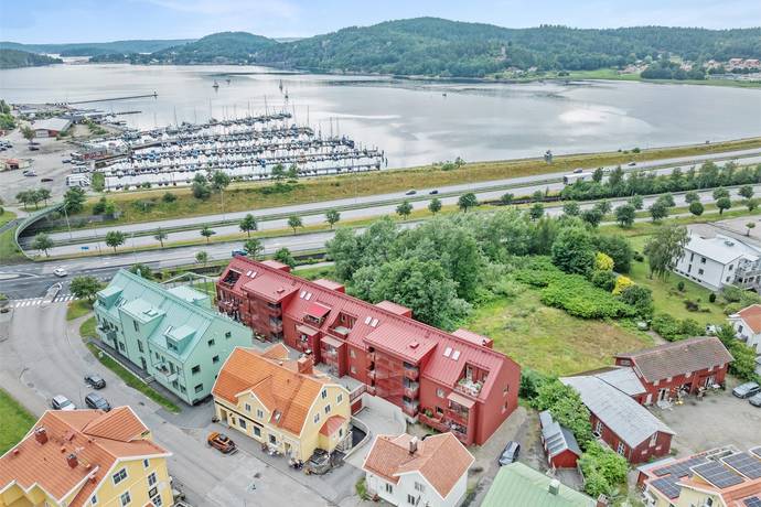 2 rum lägenhet på Vällebergsvägen 3C Ljungskile, Uddevalla kommun - bild 1