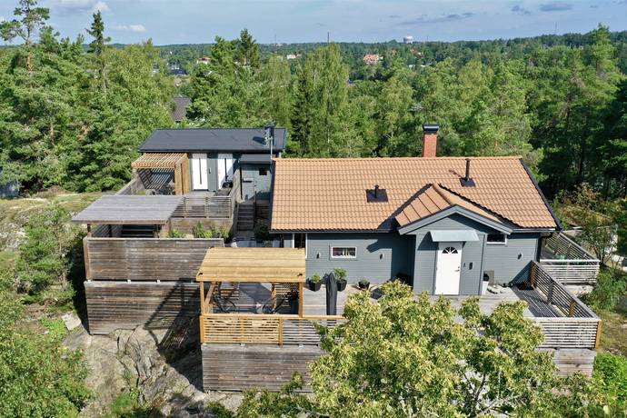 Lännersta, Nacka kommun