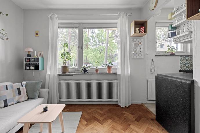 1 rum lägenhet på Klubbacken 24 Hägersten / Mälarhöjden, Stockholms kommun - bild 3
