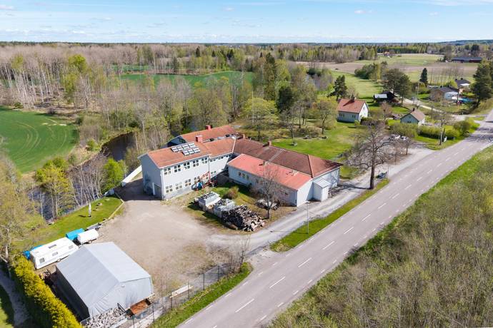 13 rum Villa på Axbergshammar 322 Örebro kommun - bild 4