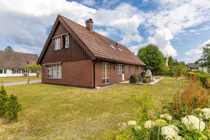 7 rum villa på Lärkvägen 14 Hovmantorp, Lessebo kommun - bild 5
