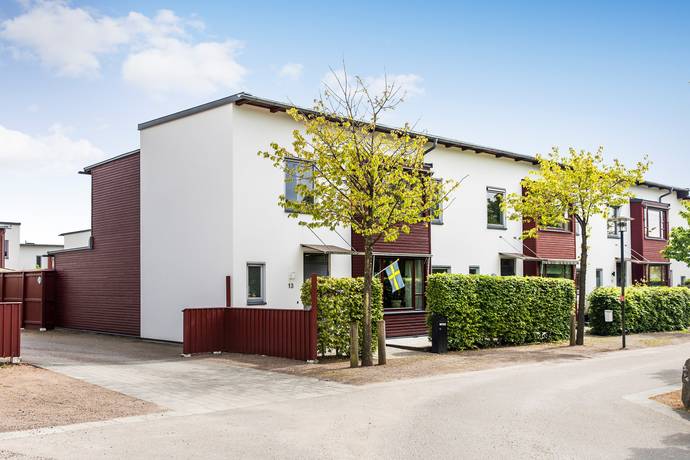 6 rum radhus på Törnsångaregatan 13 Mariastaden, Helsingborgs kommun - bild 2