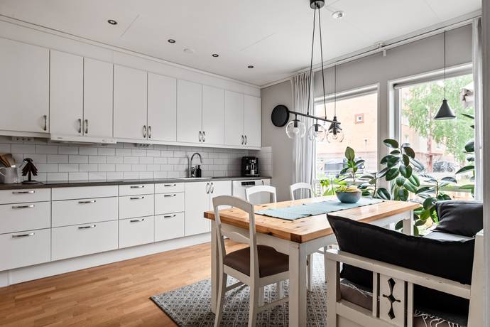 5 rum villa på Älvans väg 21A Tomtebo/Nydalaviken, Umeå kommun - bild 4