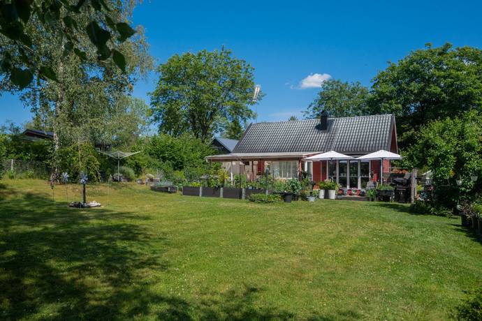 3 rum Villa på Varfågelvägen 6 Vidja Huddinge kommun - bild 1