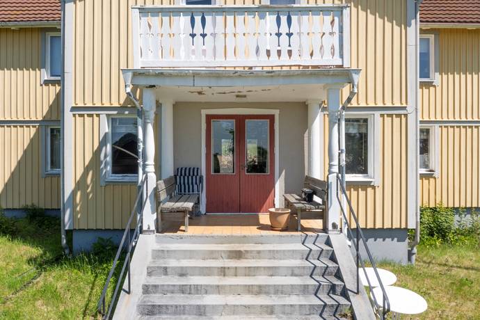 8 rum gård med jordbruk på Kongseryd Kongshult 1 Hult, Eksjö kommun - bild 4