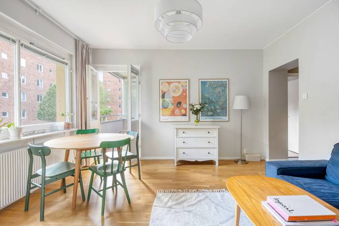 2 rum lägenhet på Näckrosvägen 18 Gamla Råsunda, Solna kommun - bild 1