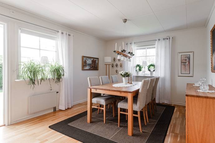 4 rum Villa på Oxhagsvägen 5 Madängsholm Tidaholms kommun - bild 17