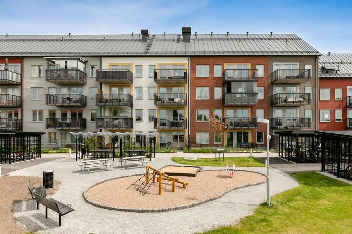 2 rum Lägenhet på Ålholmsgatan 11 Ormesta Örebro kommun - bild 21