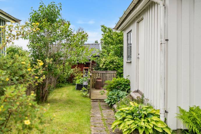 2 rum Fritidshus på Stuga nummer 10 inom Sörbackens koloniområde Sörbacken Göteborgs kommun - bild 17