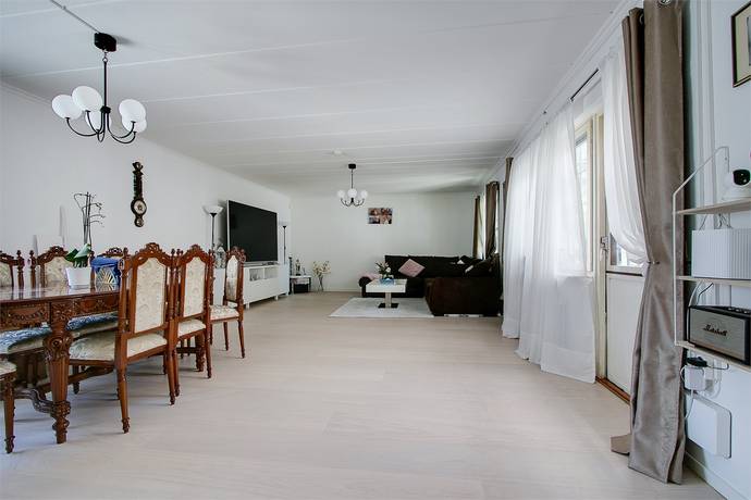 136 m² Villa på Forvägen 89 Botkyrka-Fittja Botkyrka kommun - bild 14