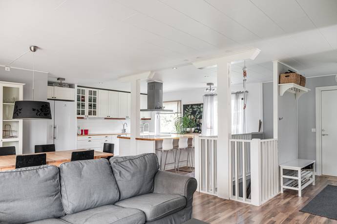 5 rum villa på Utterstigen 20 Molkom, Karlstads kommun - bild 2