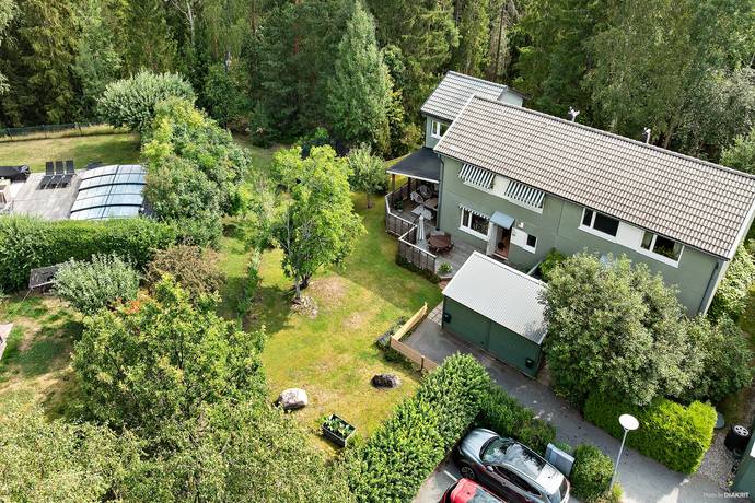 6 rum Radhus på Jordgränd 86 Viby Sollentuna kommun - bild 2