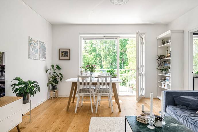 4 rum lägenhet på Arkövägen 5, 2tr Kärrtorp, Stockholms kommun - bild 1