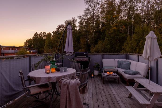 4 rum Lägenhet på Hindergårdsgatan 35B Rynningeåsen Örebro kommun - bild 1