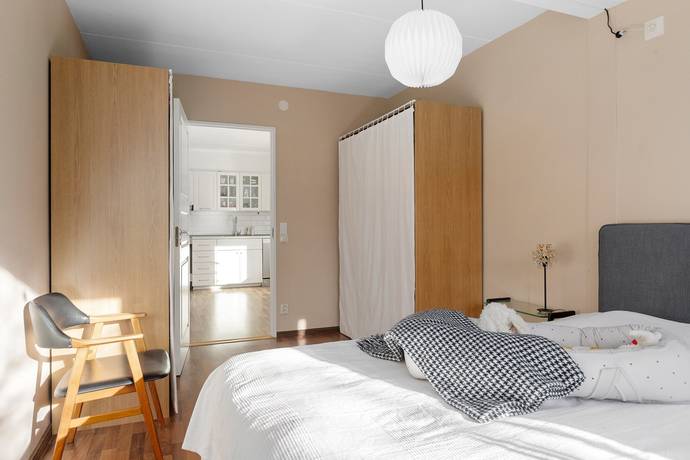 3 rum Radhus på Stjärnbildsgatan 68 Bergsjön Göteborgs kommun - bild 17