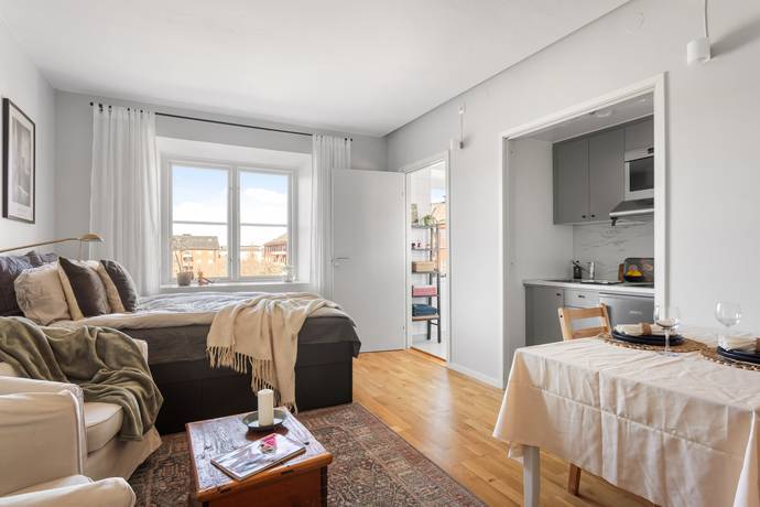 1 rum lägenhet på Follingbogatan 18, 4 tr Bromma / Beckomberga, Stockholms kommun - bild 1
