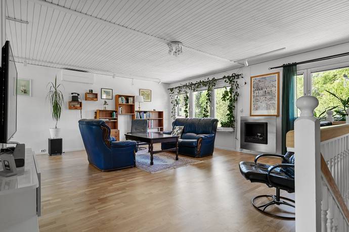 8 rum Villa på Åvägen 6 Runby Upplands Väsby kommun - bild 8