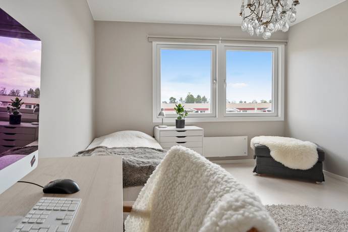 5 rum Radhus på Ljungvägen 93 Sjukyrkoberget Upplands Väsby kommun - bild 21