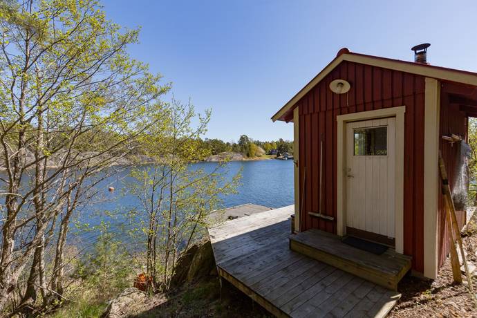 4 rum villa på Lövtorpsvägen 35 Fjällsvik/Lövtorpet, Värmdö kommun - bild 1