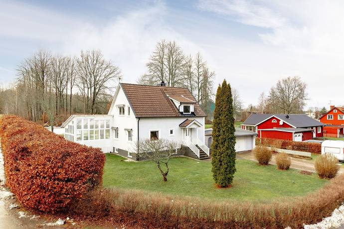 5 rum villa på Kärdavägen 34 Kärda, Värnamo kommun - bild 1