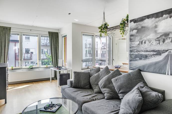 2 rum lägenhet på Persikogatan 83 Hässelby Strand, Stockholms kommun - bild 2