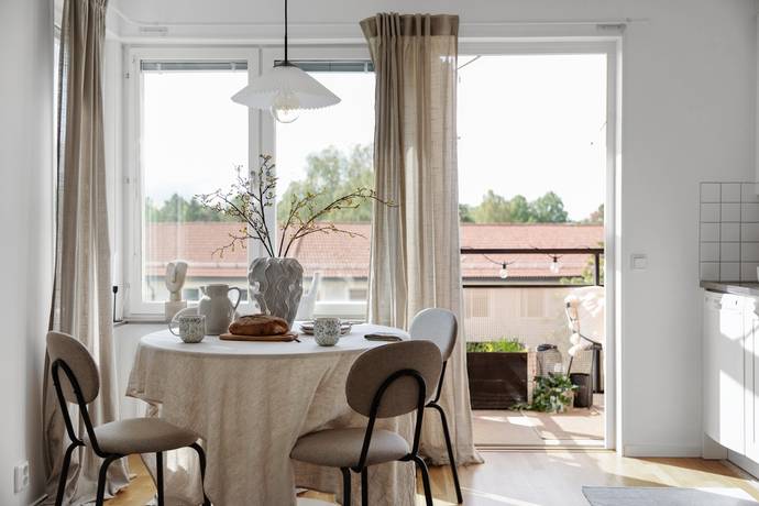 2 rum Lägenhet på Fogdevägen 39 Bagarmossen Stockholms kommun - bild 3