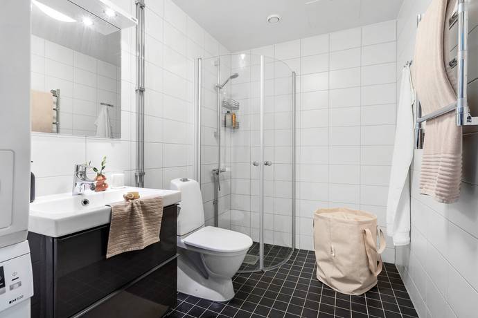 2 rum lägenhet på Näsbyvägen 6A Roslags Näsby, Täby kommun - bild 3