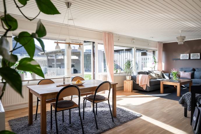 5 rum Villa på Snickarevägen 7 Borggården Staffanstorps kommun - bild 2
