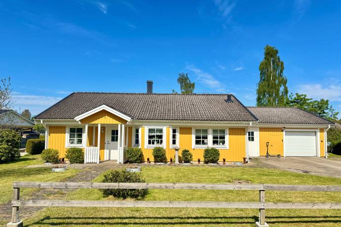 Rössmålavägen 15, Urshult, Tingsryds kommun