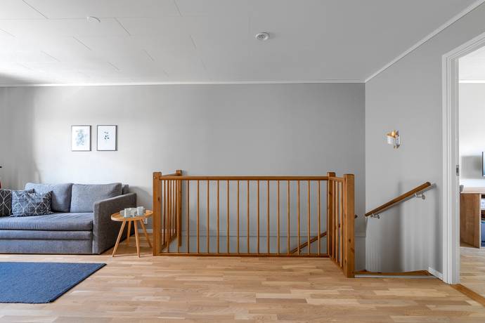 5 rum Par-/kedje-/radhus på Torpängsgatan 1B Ängby Knivsta kommun - bild 15