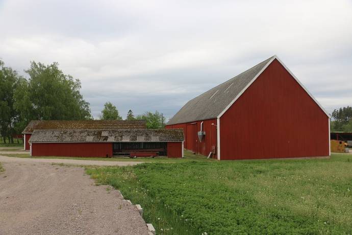 Gård med jordbruk på Govlösa Mjölby kommun - bild 11