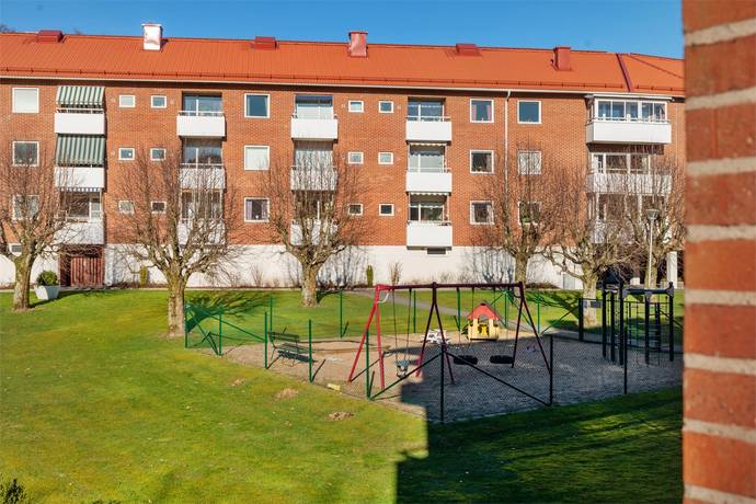 1 rum lägenhet på Morgonbrisvägen 2A Skogslyckan, Uddevalla kommun - bild 2