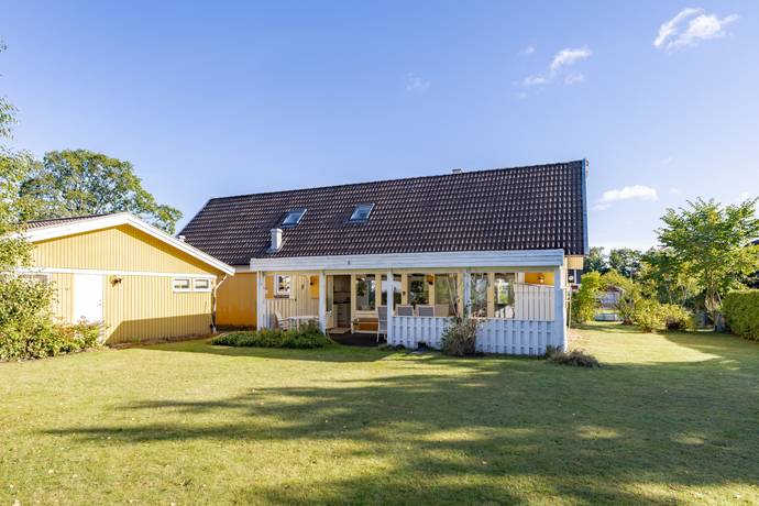 Ekagatan 22, Runna, Kungsörs kommun