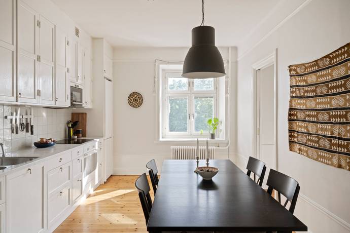 4 rum lägenhet på Oktobergatan 6B Midsommarkransen, Stockholms kommun - bild 1