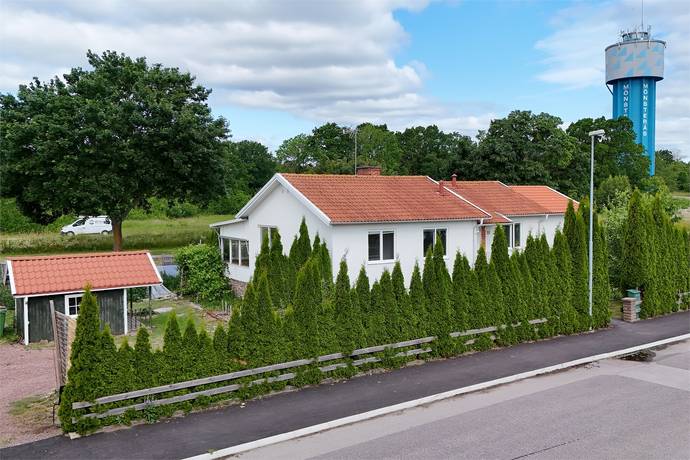 4 rum villa på Idrottsgatan 26 Mölstad, Mönsterås kommun - bild 3