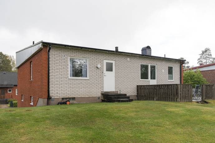 5 rum villa på Ringvägen 10 Taberg, Jönköpings kommun - bild 4
