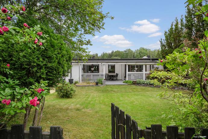 3 rum radhus på Snickarstigen 31 Salem, Salems kommun - bild 2