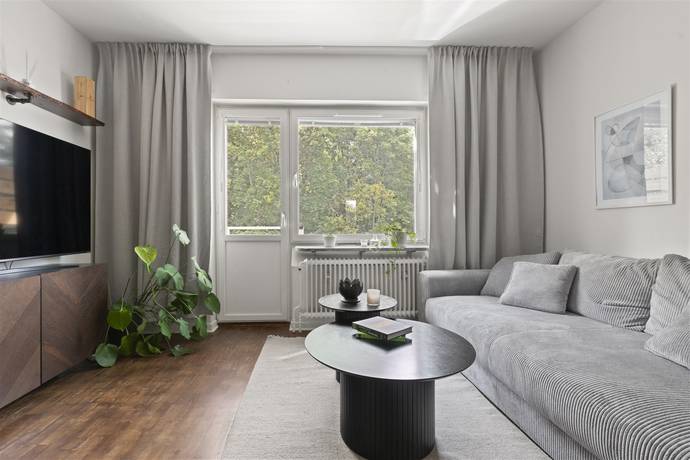 2 rum lägenhet på Klädesvägen 18 Brommaplan, Stockholms kommun - bild 2