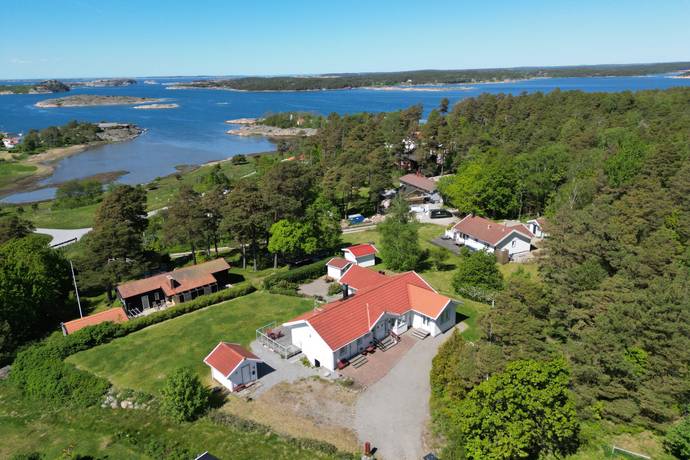 5 rum fritidshus på Uppförsbacken 8 Tanumshede, Tanums kommun - bild 1