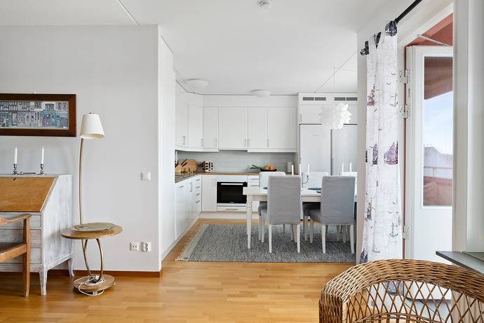 4 rum lägenhet på Odengatan 6 D Centrala Norrtälje, Norrtälje kommun - bild 3