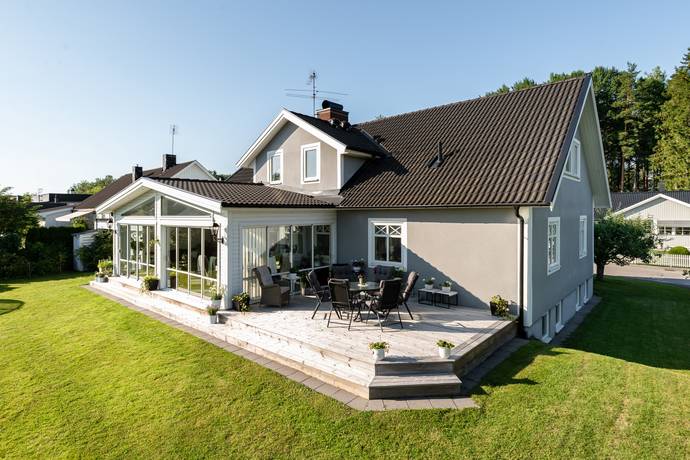10 rum Villa på Rödklintsgatan 11 Nya Hjärsta Örebro kommun - bild 56
