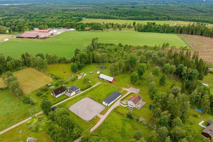 6 rum gård utan jordbruk på Tegnaby Lundanäs 2 Tegnaby, Växjö kommun - bild 4